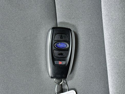 Used 2023 Subaru Outback Premium AWD/4WD image 32