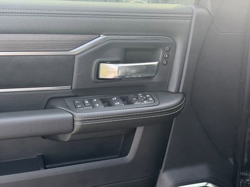 New 2026 RAM 2500 Laramie AWD/4WD image 14