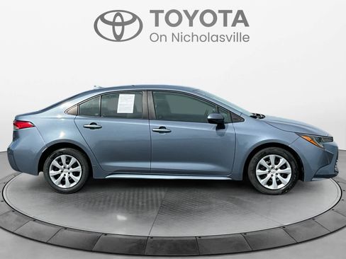 Used 2024 Toyota Corolla LE image 7