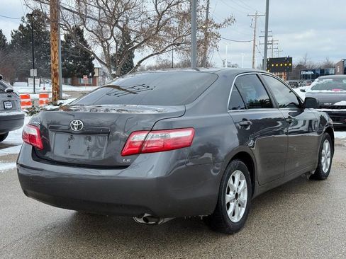 Used 2009 Toyota Camry image 3