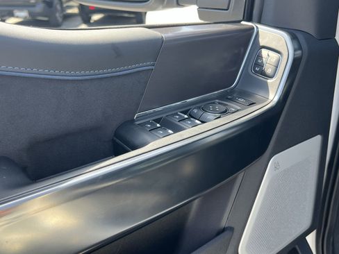 New 2026 Ford F250 Platinum AWD/4WD image 15