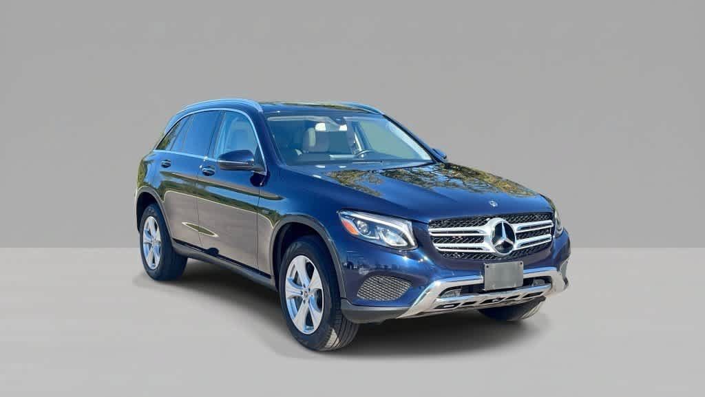 Used 2018 Mercedes-Benz GLC 350e 4MATIC image 2