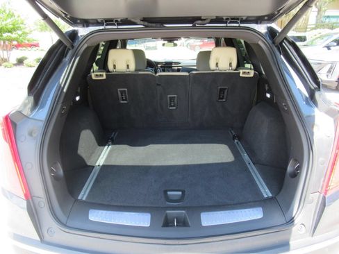 Used 2019 Cadillac XT5 Luxury AWD/4WD image 32