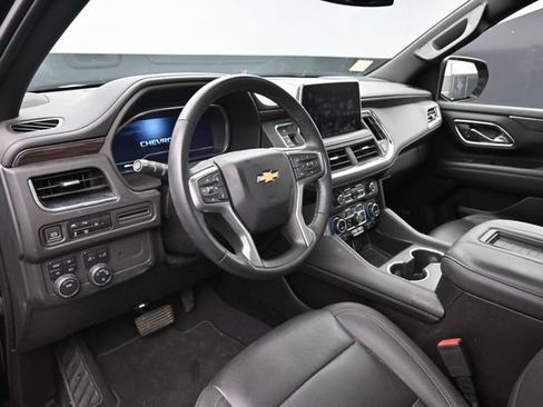 Used 2023 Chevrolet Tahoe LT w/ Luxury Package AWD/4WD image 12