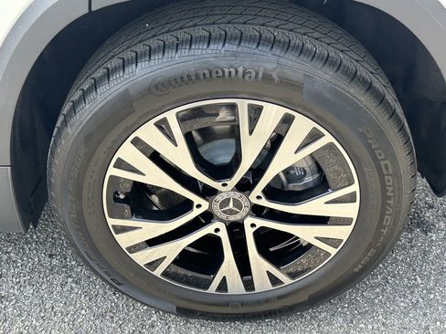 Certified 2025 Mercedes-Benz GLA 250 image 23