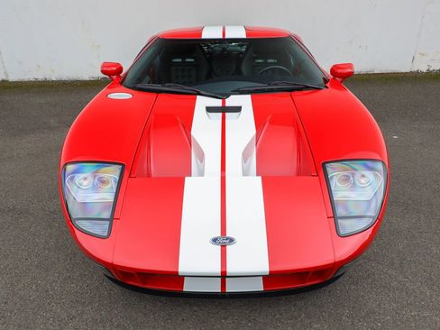 Used 2006 Ford GT RWD image 67