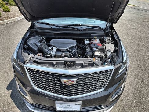 Certified 2022 Cadillac XT5 Premium Luxury w/ Technology Package AWD/4WD image 18