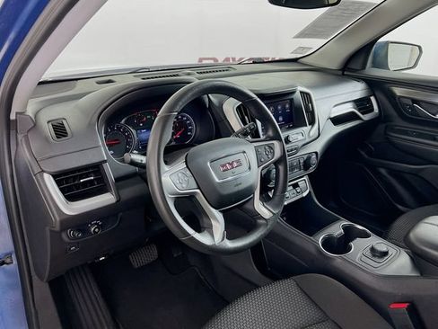 Used 2024 GMC Terrain SLE AWD/4WD image 32