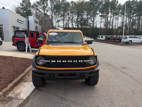 Used 2022 Ford Bronco Wildtrak image 8