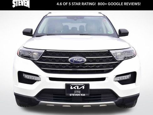 Used 2022 Ford Explorer XLT w/ Equipment Group 202A image 7
