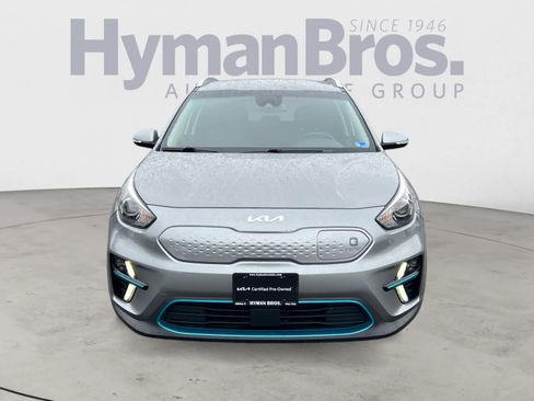 Used 2022 Kia Niro EX FWD image 10