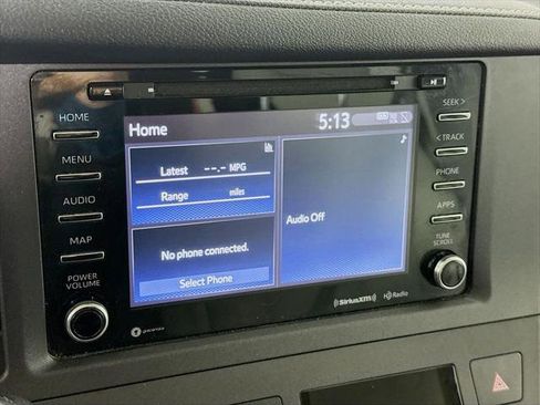 Certified 2019 Toyota Sienna XLE w/ Carpet Mat Package FWD image 7