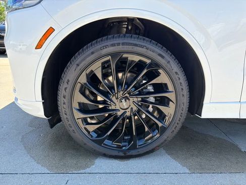 New 2026 Lincoln Aviator Reserve AWD/4WD image 12