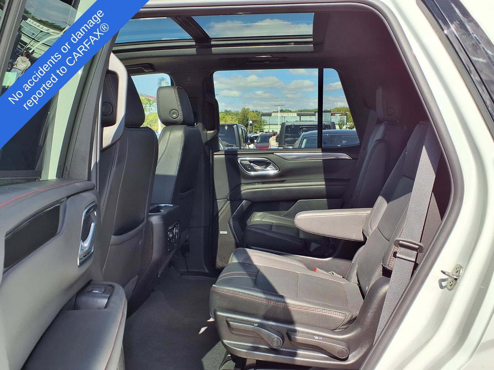 Used 2024 Chevrolet Tahoe RST w/ Luxury Package AWD/4WD image 14