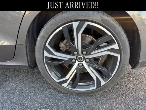 Used 2023 Volvo S60 B5 Core w/ Climate Package image 6