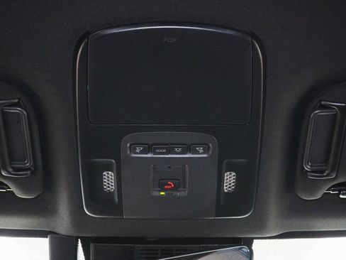 Used 2025 Toyota Camry XSE FWD image 20