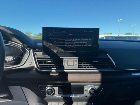 Used 2024 Audi Q5 2.0T Premium Plus image 16