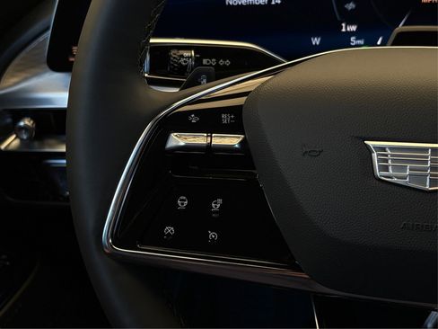 New 2026 Cadillac Lyriq Sport image 28