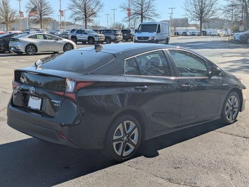 Used 2022 Toyota Prius L Eco image 7