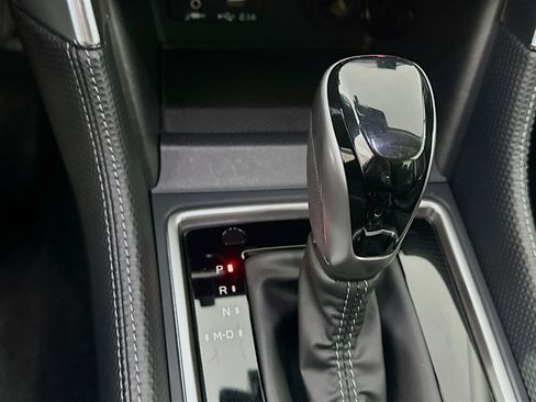 Used 2024 Subaru Forester Limited image 23