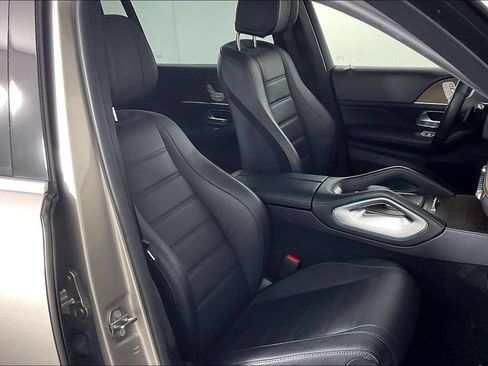 Certified 2021 Mercedes-Benz GLS 580 4MATIC image 7