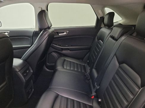 Used 2020 Ford Edge SEL AWD/4WD image 18