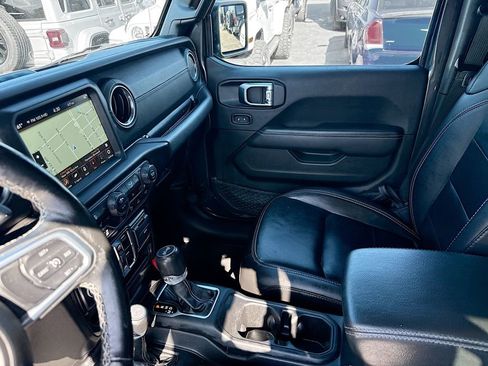 Used 2021 Jeep Wrangler Unlimited Sahara w/ Cold Weather Group AWD/4WD image 26