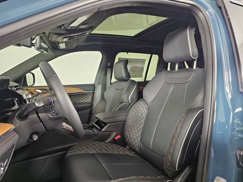New 2026 Jeep Grand Cherokee Summit AWD/4WD image 23