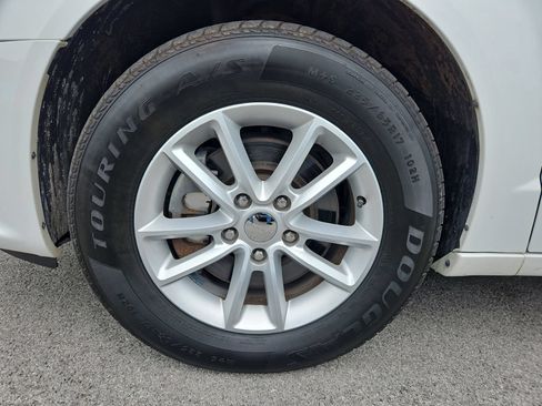 Used 2019 Dodge Grand Caravan SXT FWD image 12