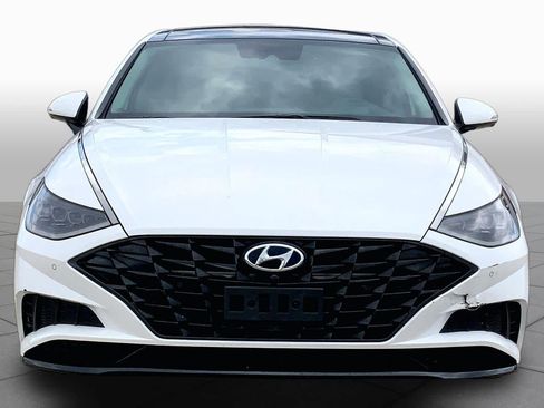 Used 2022 Hyundai Sonata Limited w/ Preferred Accessory Package FWD image 4