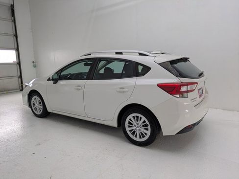 Used 2018 Subaru Impreza 2.0i Premium image 7