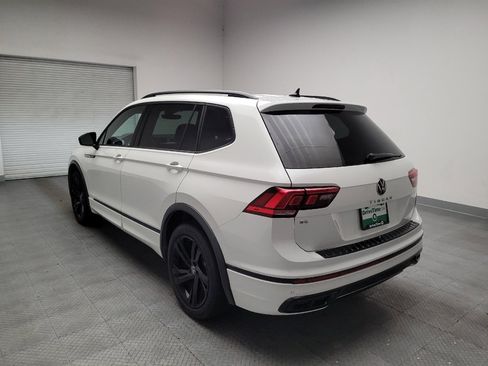 Used 2024 Volkswagen Tiguan SE R-Line FWD image 5