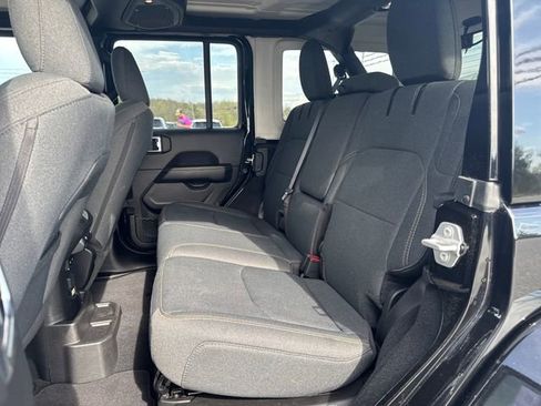 Used 2025 Jeep Wrangler Unlimited Sahara w/ Safety Group image 44