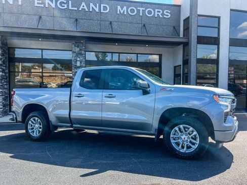 Used 2024 Chevrolet Silverado 1500 RST image 17