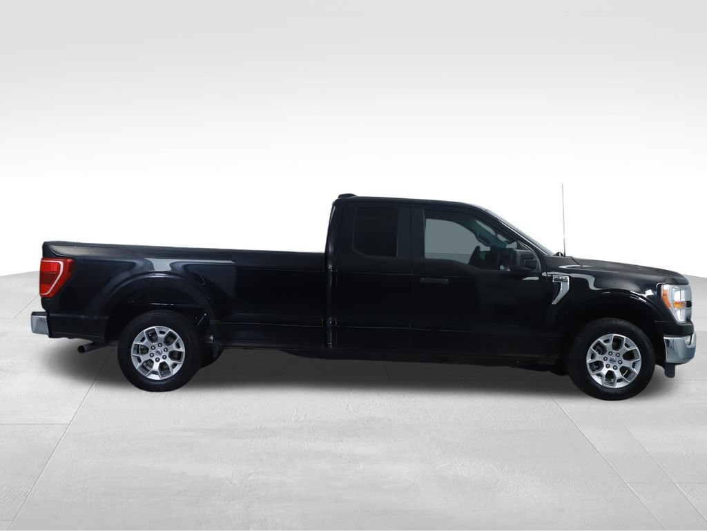 Certified 2022 Ford F150 XLT w/ Trailer Tow Package RWD image 14