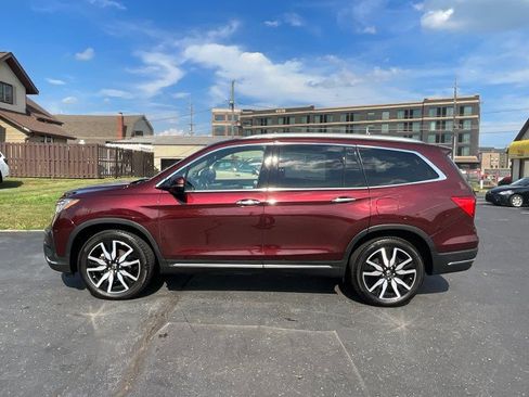Used 2021 Honda Pilot Touring image 4