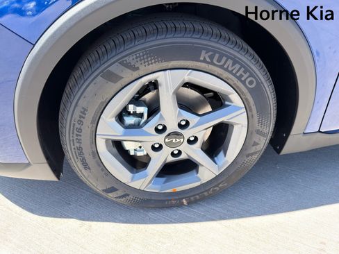 New 2026 Kia K4 FWD image 8