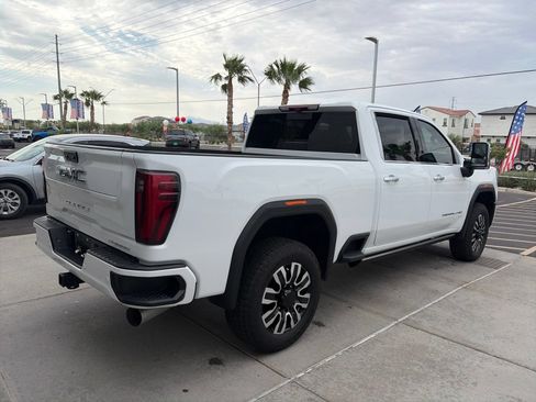 Used 2025 GMC Sierra 2500 Denali Ultimate AWD/4WD image 6