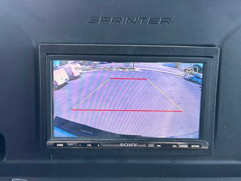 Used 2021 Mercedes-Benz Sprinter 3500 image 32