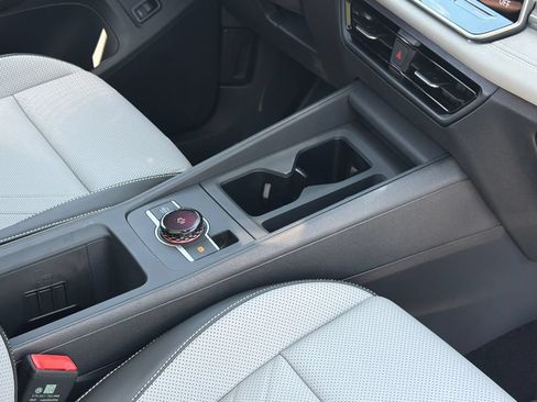 New 2026 Volkswagen Tiguan SE AWD/4WD image 21