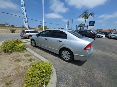Used 2010 Honda Civic DX-VP image 5