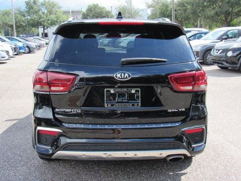 Used 2019 Kia Sorento SX image 5