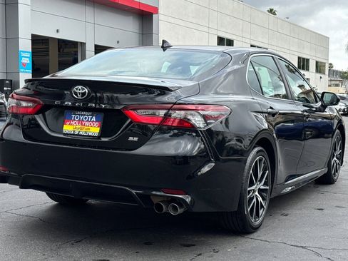 Certified 2023 Toyota Camry SE image 4