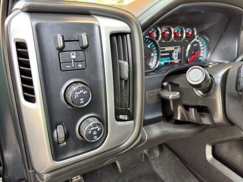 Used 2018 GMC Sierra 1500 SLT image 26