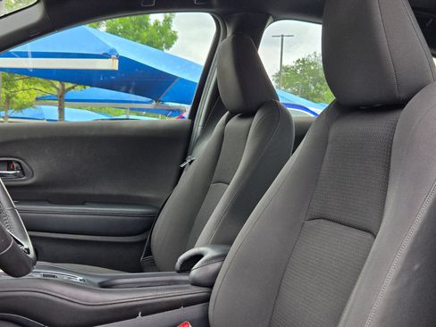 Used 2019 Honda HR-V Sport image 13