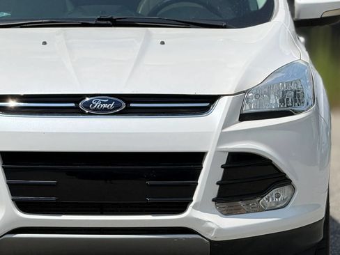 Used 2016 Ford Escape Titanium AWD/4WD image 12