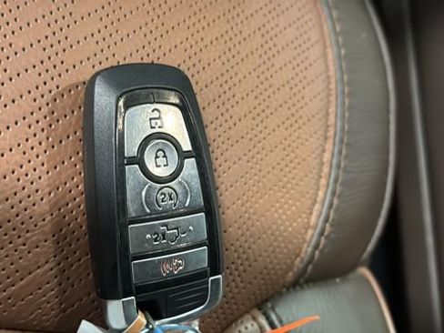 Used 2023 Ford F350 King Ranch w/ Chrome Package image 48