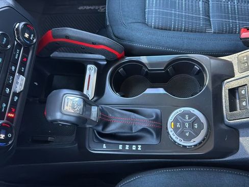 Certified 2025 Ford Bronco Heritage Edition image 27