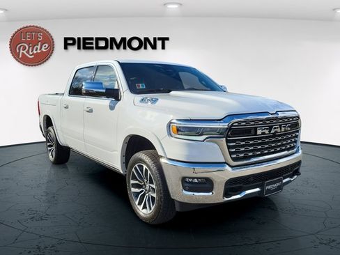 Used 2025 RAM 1500 Limited w/ Off Road Group AWD/4WD image 3