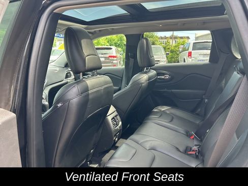 Certified 2023 Jeep Cherokee Altitude Lux w/ Lux Elite Package AWD/4WD image 34